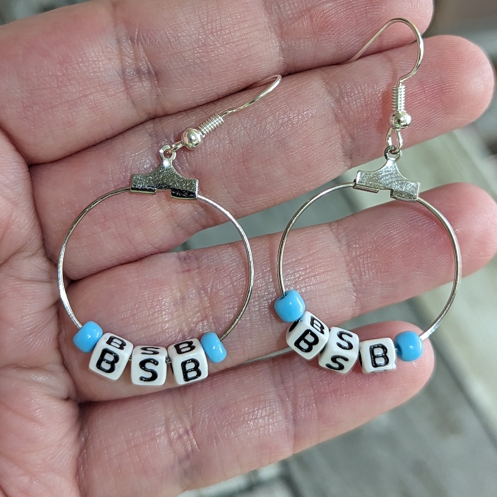 3 for $6 Item: Backstreet Boys Themed Beaded Earrings NEW! - Picture 3 of 3